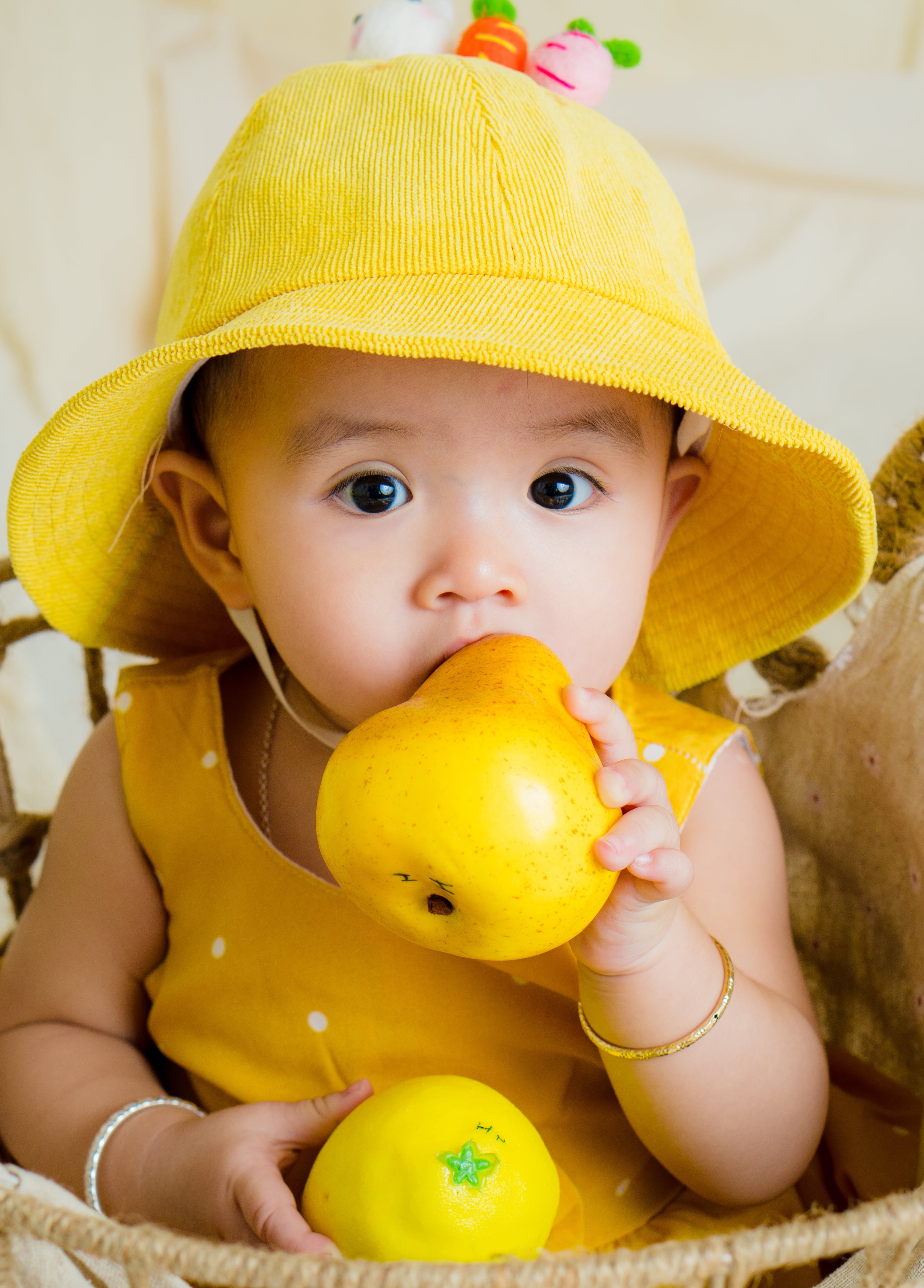 Bebeklerde Diş Kaşıma Süreci: Belirtiler ve Başa Çıkma Yolları